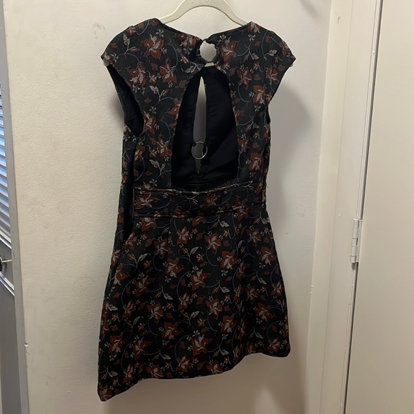 Free People Low Cut floral mini dress - Picture 4 of 7